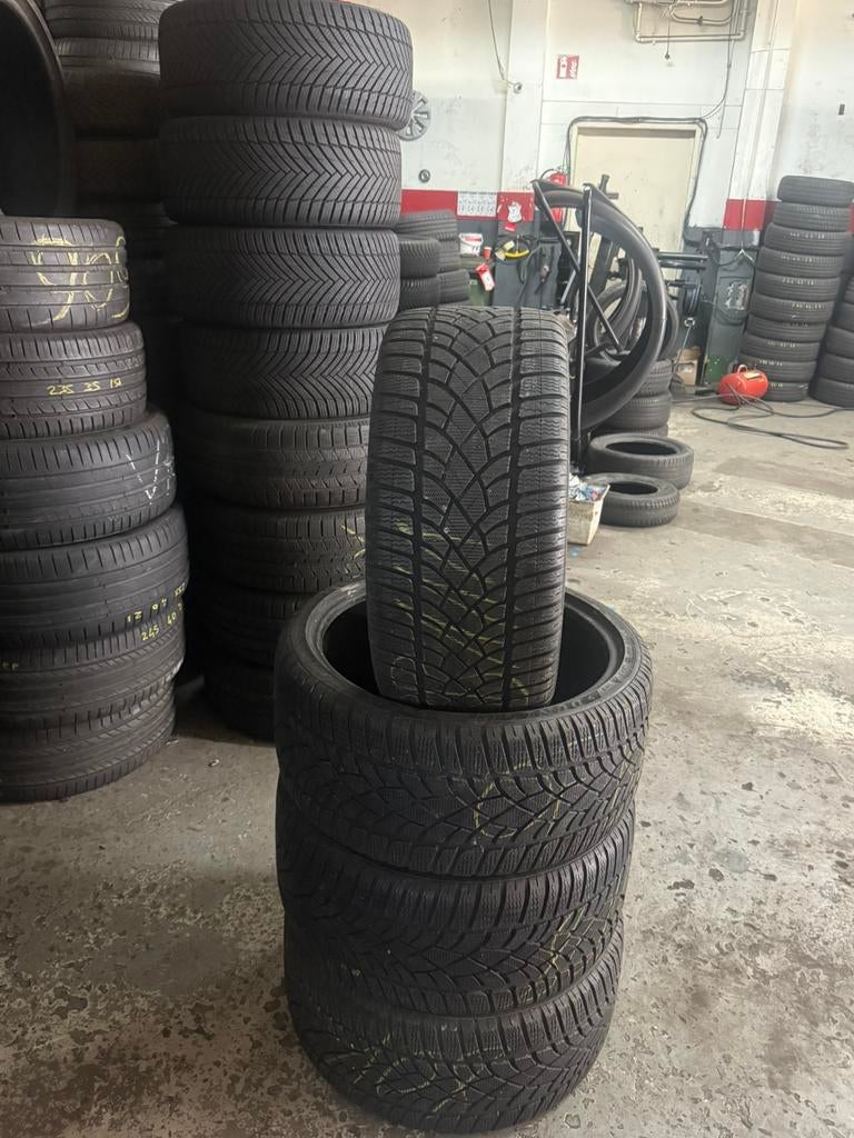 2753020 275/30/20 DUNLOP 7mm (inclusief monteren), Ophalen, Gebruikt, 275 mm, Winterbanden