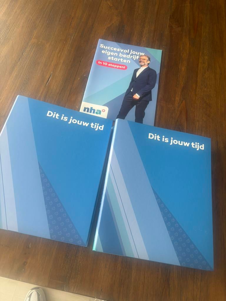 Nha opleiding hondentrimmen, Ophalen of Verzenden, Beta, Zo goed als nieuw, Niet van toepassing