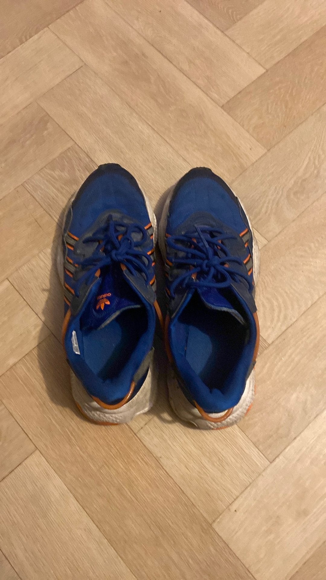 Adidas sneakers blauw/oranje, Ophalen of Verzenden, Gedragen, Blauw, Sneakers of Gympen