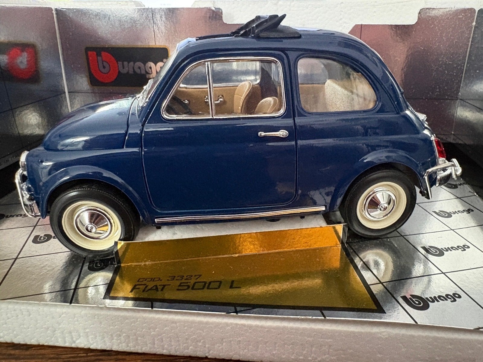 Burago Fiat 500 L Gold Collection 1/18 - Nieuw in doos, Verzenden, Nieuw, Overige typen