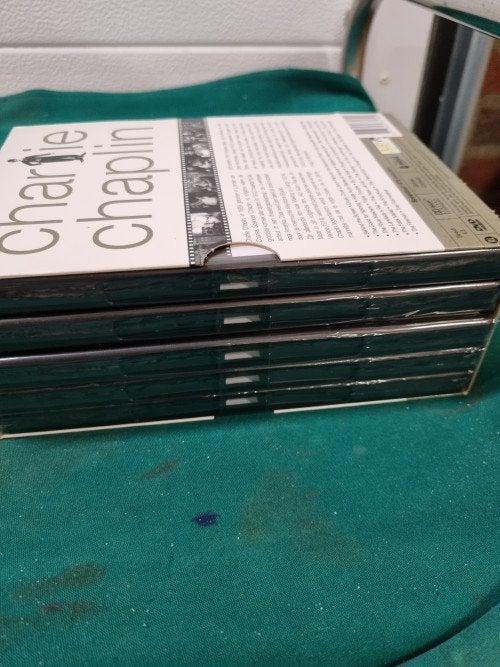 dvd's charlie chaplin 5x disc, Ophalen of Verzenden