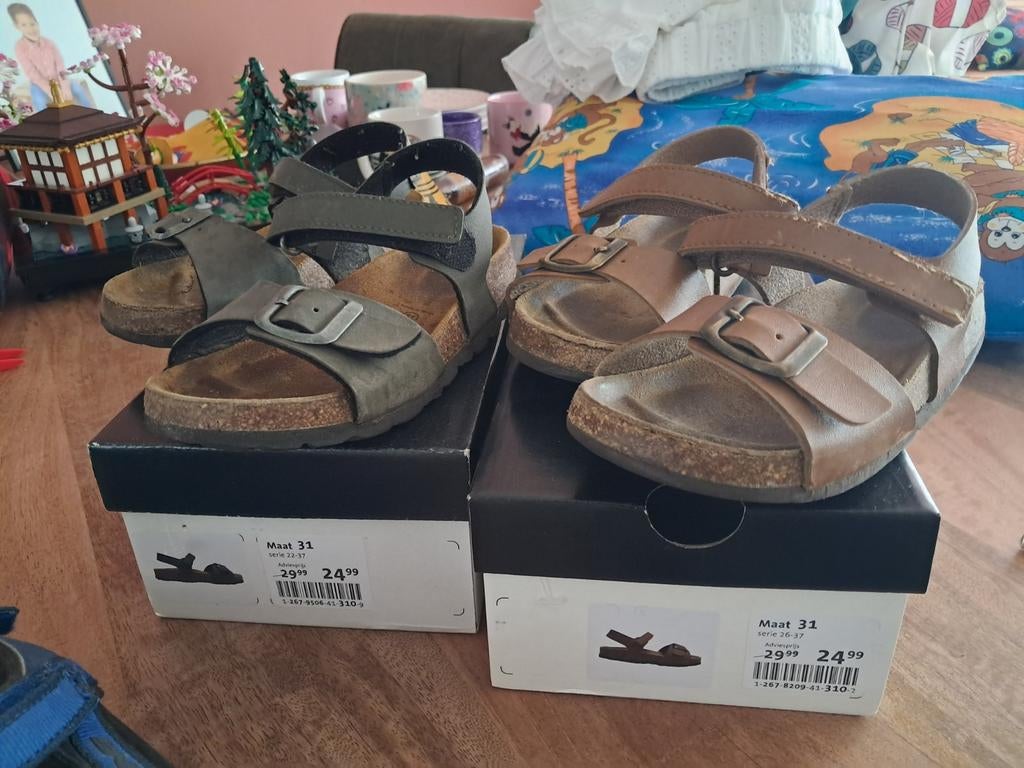 Hush puppies sandalen 2 sets maat 31, Kinderen en Baby's, Kinderkleding | Schoenen en Sokken, Hush Puppies, Schoenen, Ophalen of Verzenden