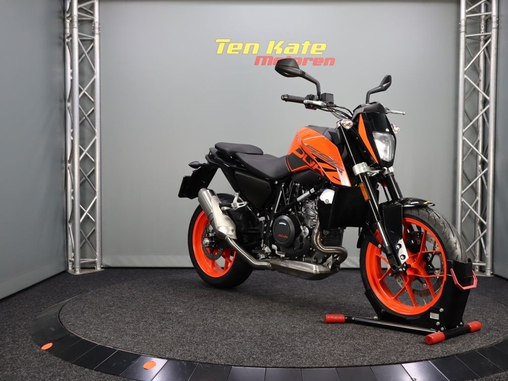 KTM KTM 690 DUKE, Bedrijf, ABS, Naked bike, Meer dan 35 kW