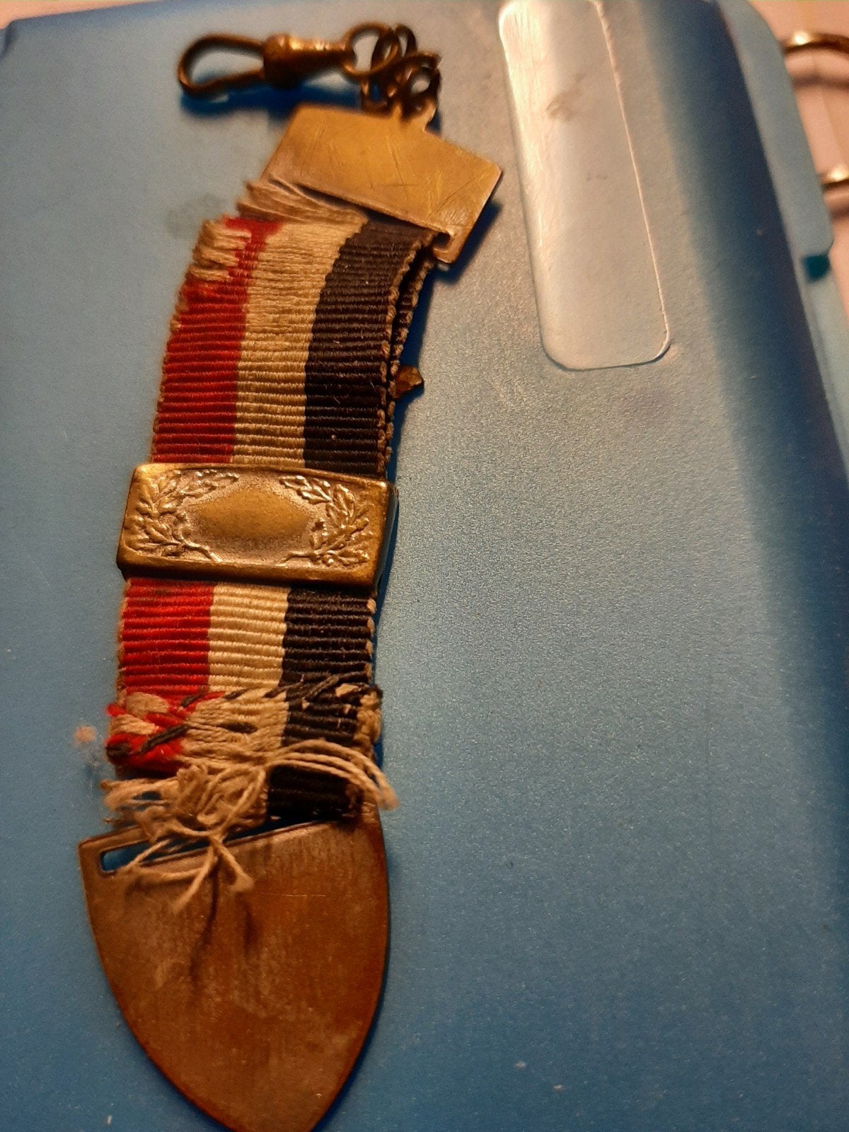 Zeldzame Duitse WOII medaille met adelaar en swastika, Verzamelen, Militaria | Algemeen, Ophalen of Verzenden, Overige soorten