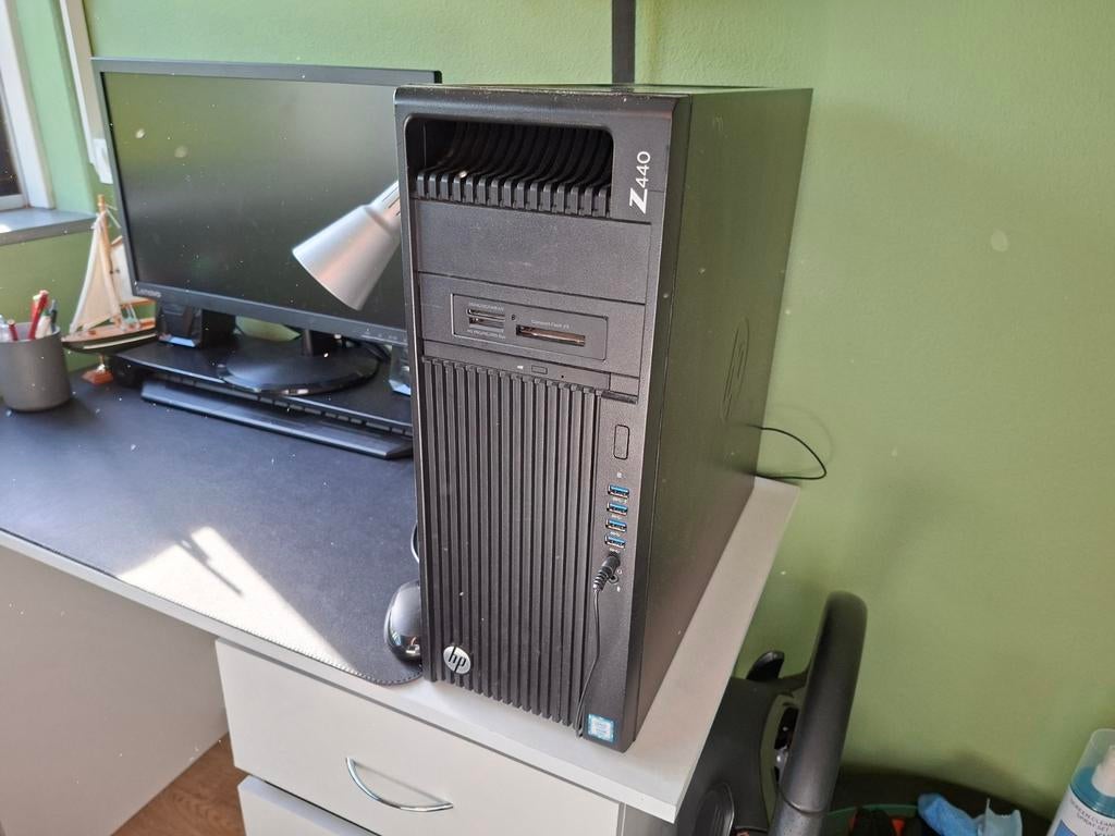 HP Z440 Workstation, Intel Xeon E5-1620 v3, Ophalen of Verzenden, Zo goed als nieuw, 1.25 TB (256GB SSD + 1TB HDD)