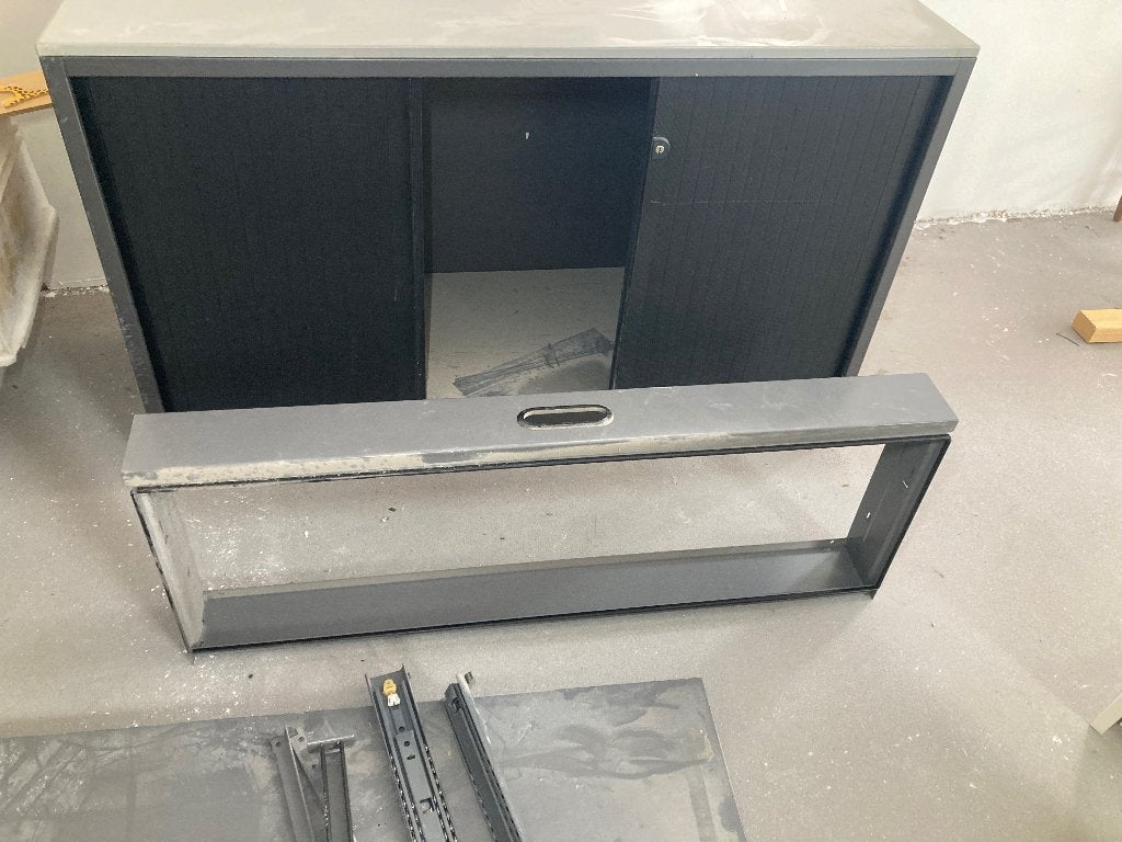 Roldeur kast bureau  120 x 45 x 74 (bxdxh) met hangmappen, Ophalen, Gebruikt, 100 tot 150 cm, Overige materialen