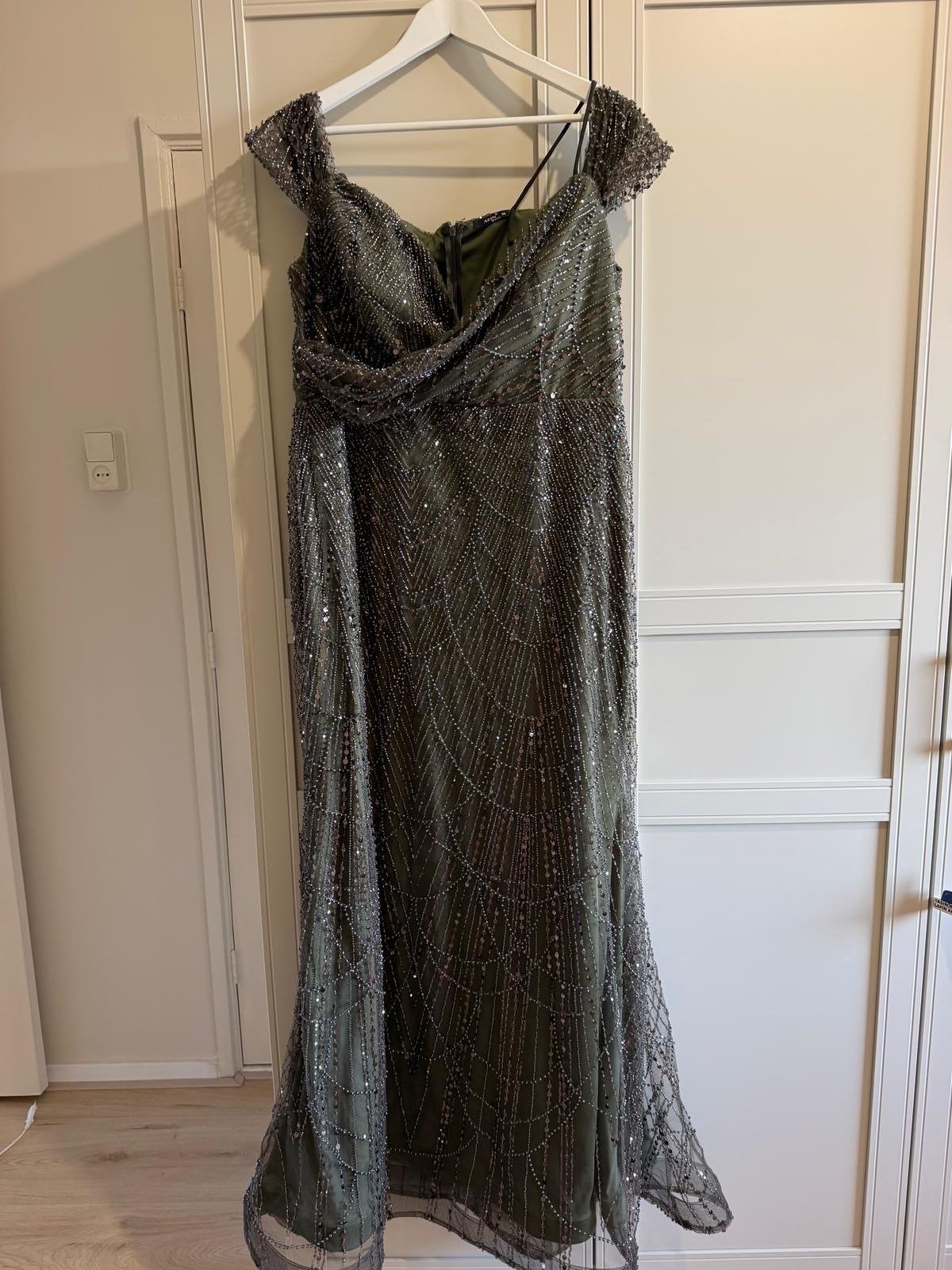 Prachtige Galajurk Maat 50 - Zo goed als nieuw, Galajurk, Maat 46/48 (XL) of groter, Ophalen of Verzenden, Zo goed als nieuw