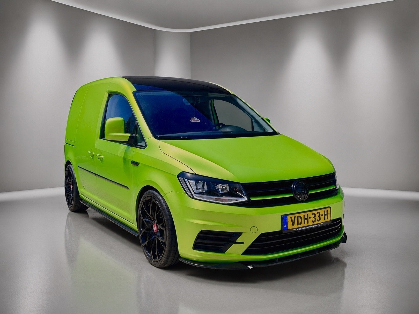 Volkswagen Caddy 2.0 TDI UNIEKE caddy viper green 185pk leer, Auto's, Voorwielaandrijving, Gebruikt, 4 cilinders, Volkswagen