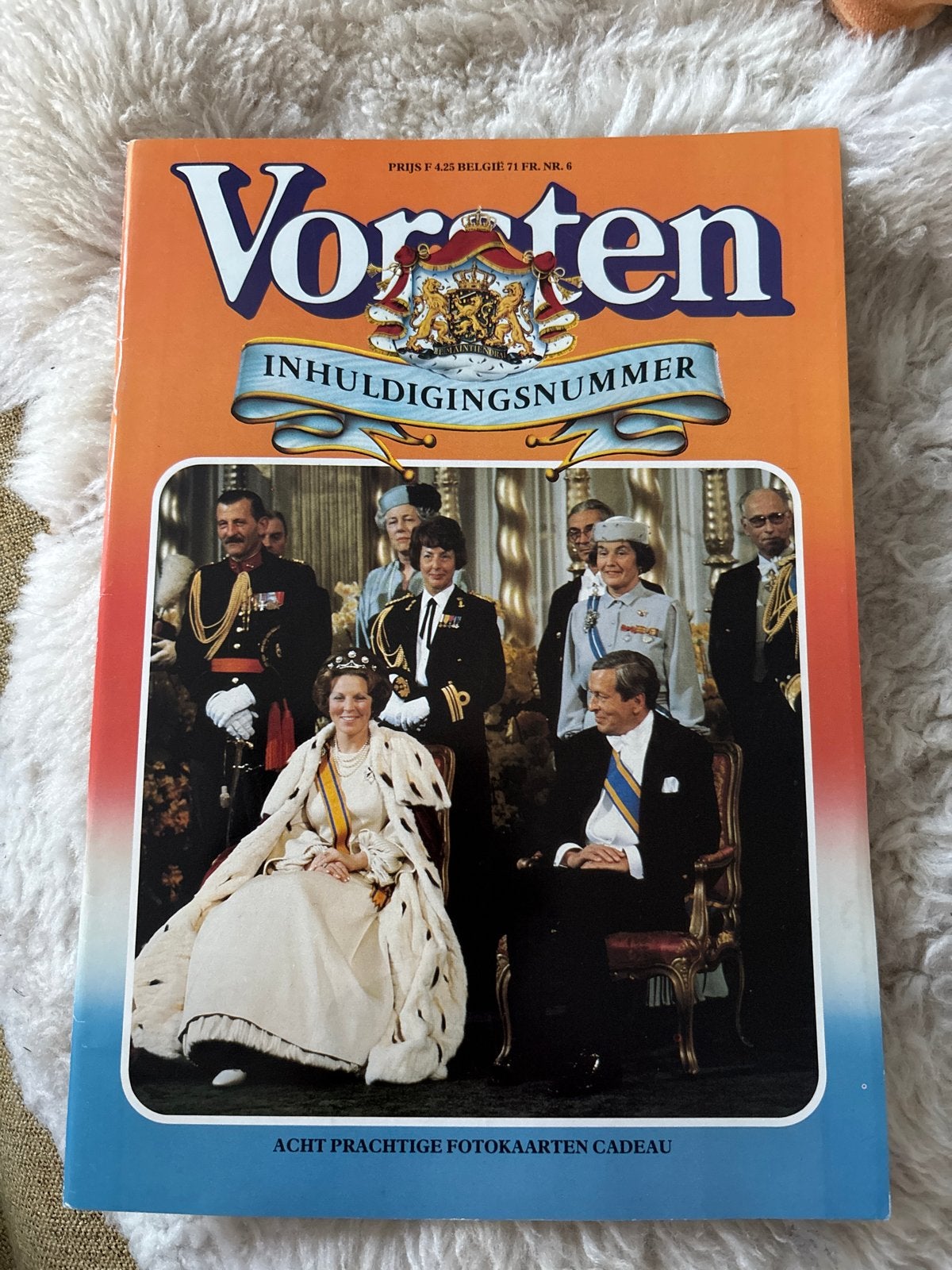 Vorsten Inhuldigingsnummer Juni 1980 - Koningin Beatrix, Verzamelen, Koninklijk Huis en Royalty, Ophalen, Gebruikt, Nederland