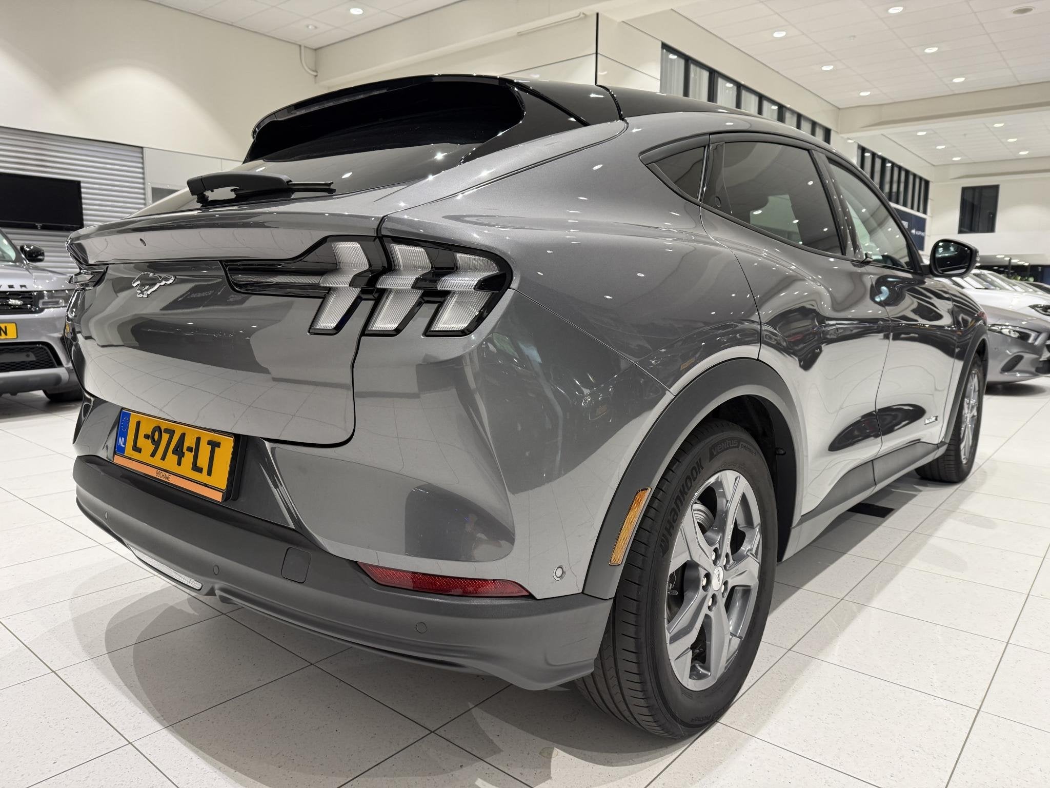 Ford Mustang Mach-E Extended RWD 98 kWh | SOH 93,1% | B&O |, Auto's, Gebruikt, 750 kg, 600 km, Mustang