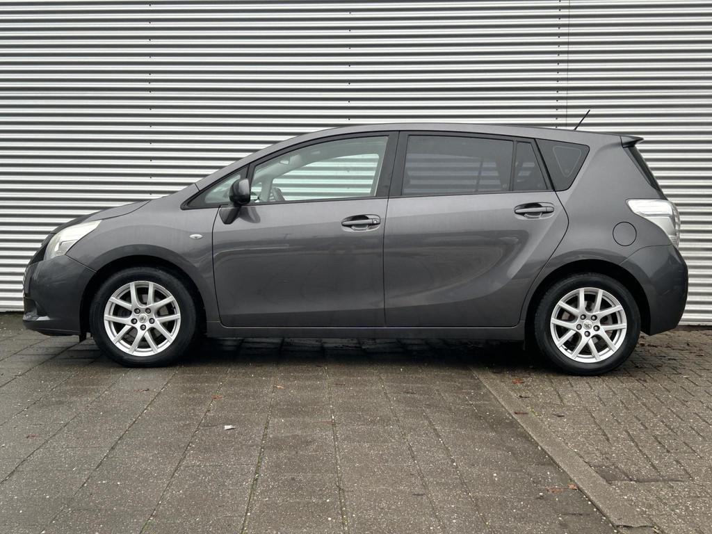 Toyota Verso 1.8 VVT-i Business | Trekhaak | Camera | Cruise, Auto's, Voorwielaandrijving, Euro 5, Gebruikt, 4 cilinders