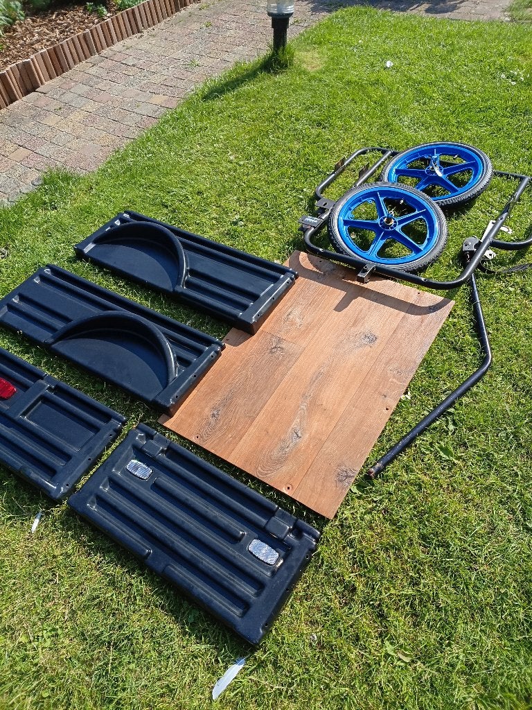 Kunststof fietsaanhanger - volledig demontabel, Ophalen, Gebruikt, Opvouwbaar, Bagagekar