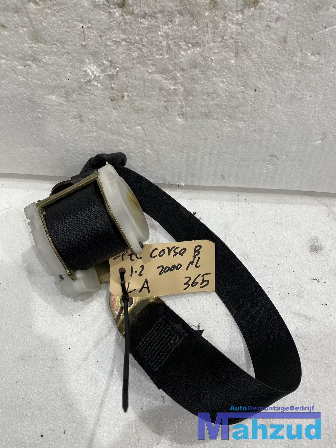 OPEL CORSA B Links achter gordel 1994-1999, Auto-onderdelen, Gebruikt, Opel Automobile GmbH, Ophalen of Verzenden, Kontakt@opel-infoservice.de