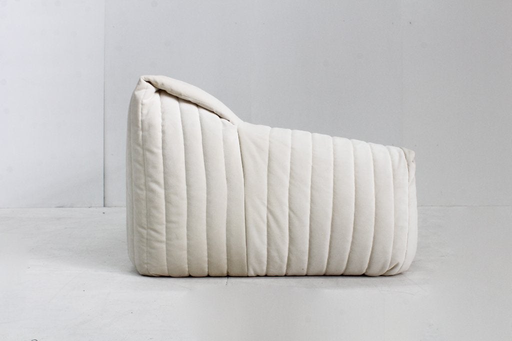 Vintage Cinna Sandra 3 zits Sofa in beige velvet Ligne Roset, Huis en Inrichting, Banken | Sofa's en Chaises Longues, 250 tot 300 cm