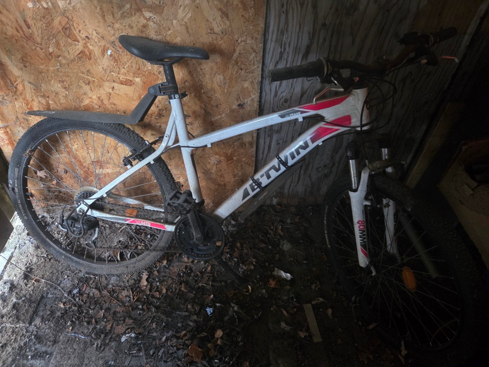 B'Twin mountainbike Rockrider 340, Gebruikt, 26 inch, Meer dan 20 versnellingen, Ophalen