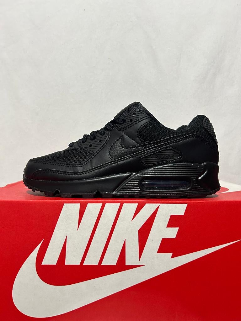 NIEUW! Maat 38 - Nike Air Max 90 Triple Black, Kleding | Dames, Schoenen, Verzenden, Zwart, Nike, Nieuw