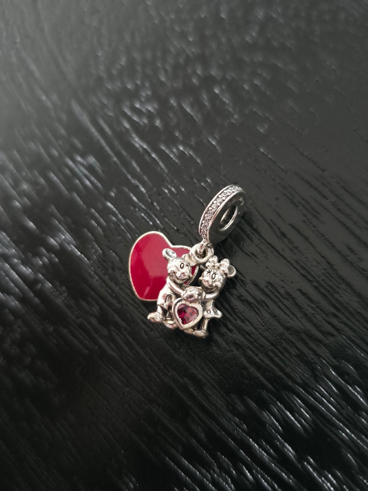 pandora Mickey en Minnie mouse hanger, Pandora, Ophalen of Verzenden, Zo goed als nieuw, 1 bedel