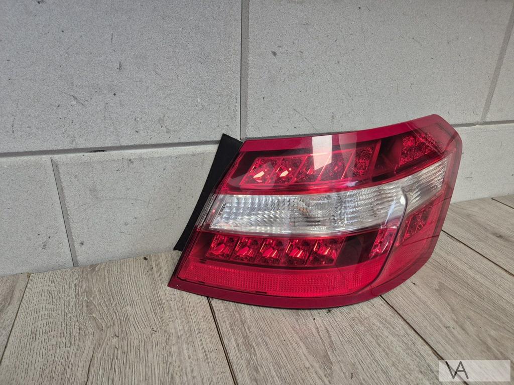 Mercedes E klasse W212 achterlicht rechts 2009 - 2013 SEDAN, Gebruikt, -, Ophalen of Verzenden, -