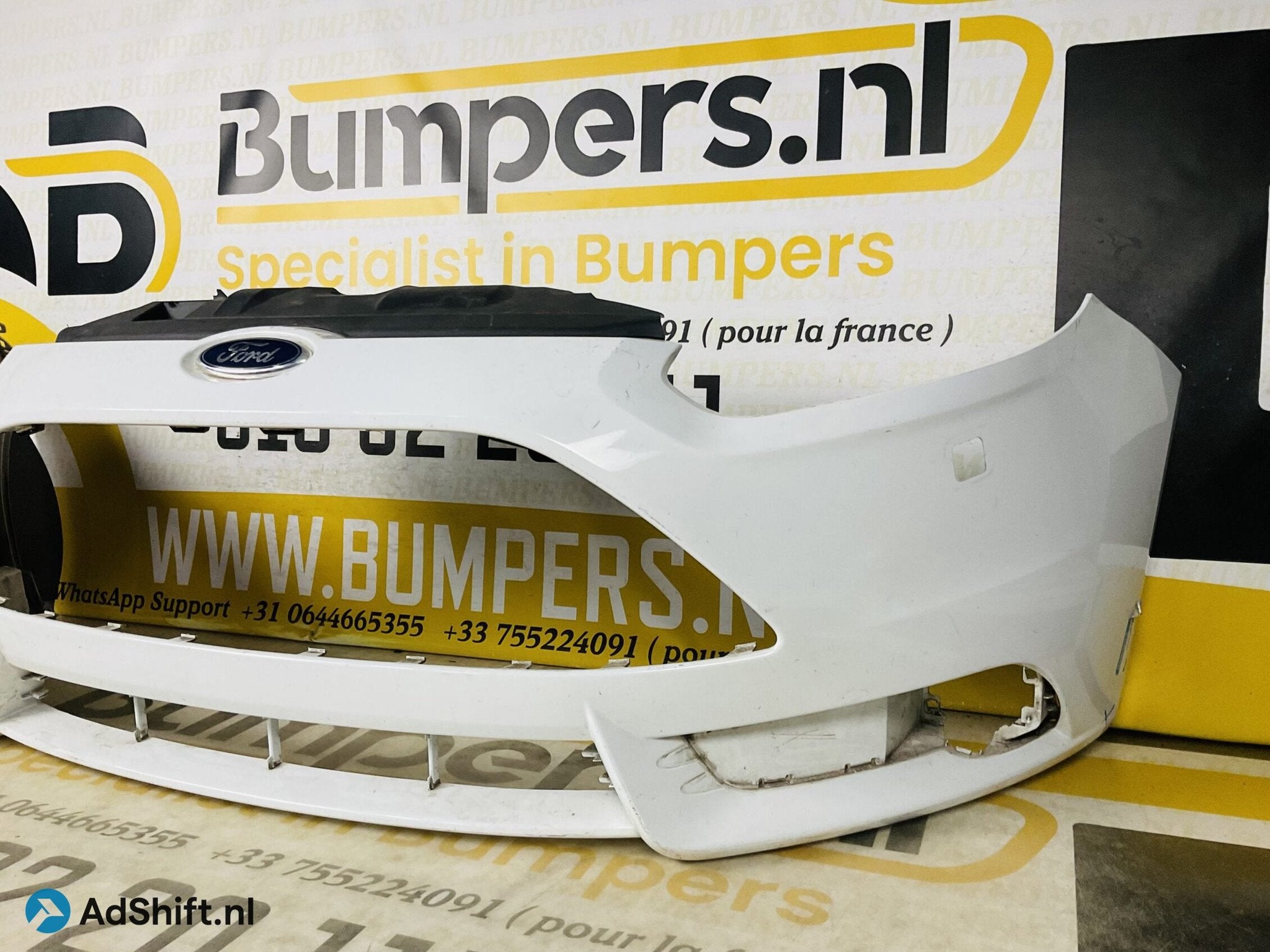 BUMPER Ford Focus 3 ST VOORBUMPER 1-D9-6166z, Bumper