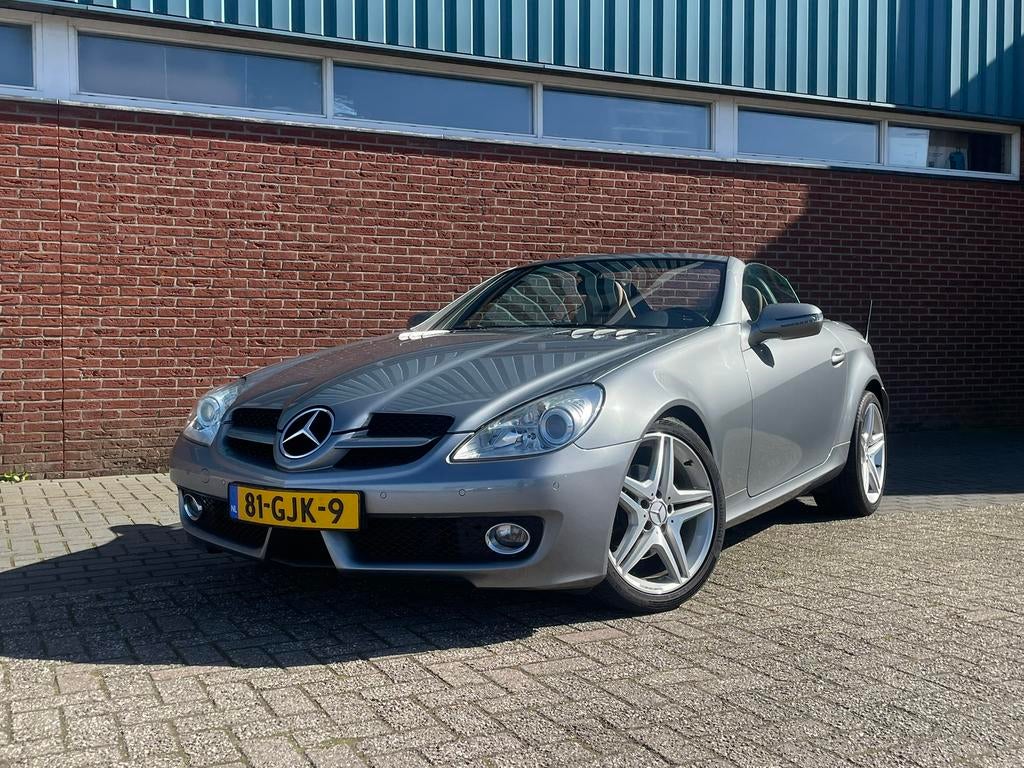 Mercedes-Benz SLK 1.8 Slk200 Kompr Roadster AUT 2008 Grijs, Auto's, Mercedes-Benz, Automaat, 4 cilinders, Cabriolet, 1796 cc