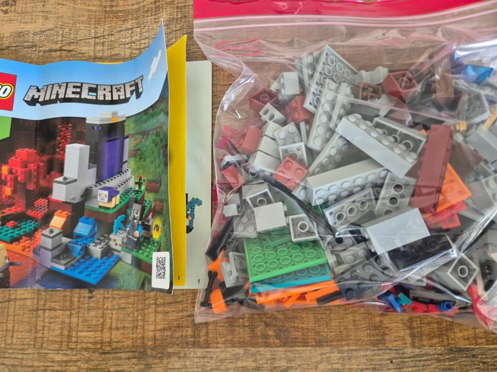 LEGO Minecraft 21172 - Het Verwoeste Portaal, Gebruikt, Minecraft, Lego, Compleet