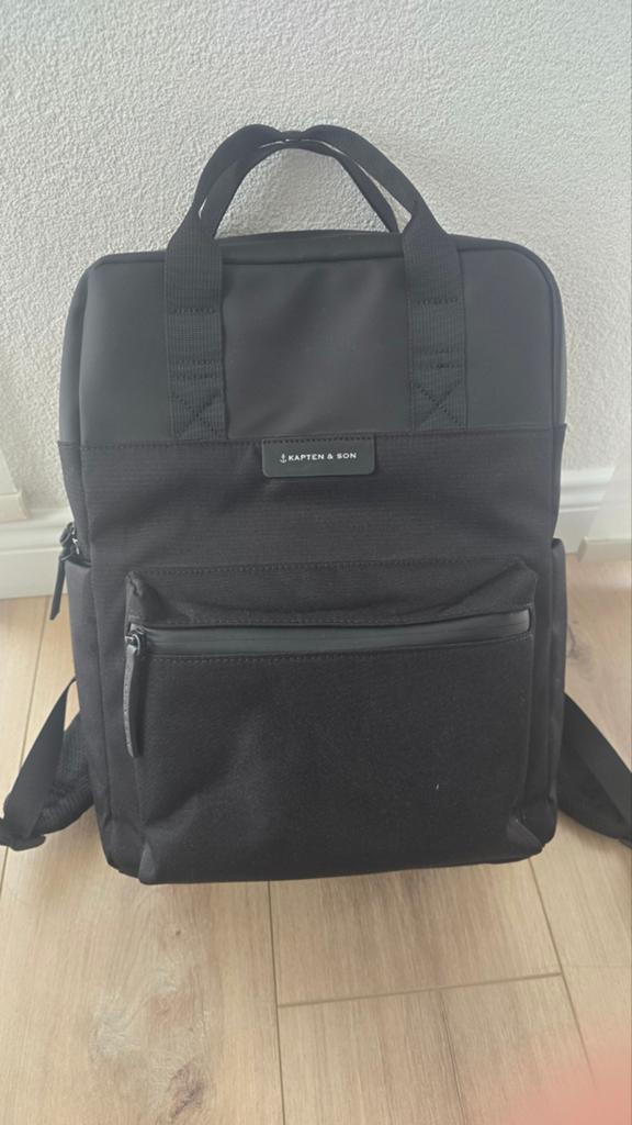 Kapten & Son Rugzak Bergen Pro zwart, Overige merken, 25 tot 40 cm, Ophalen of Verzenden, Zo goed als nieuw