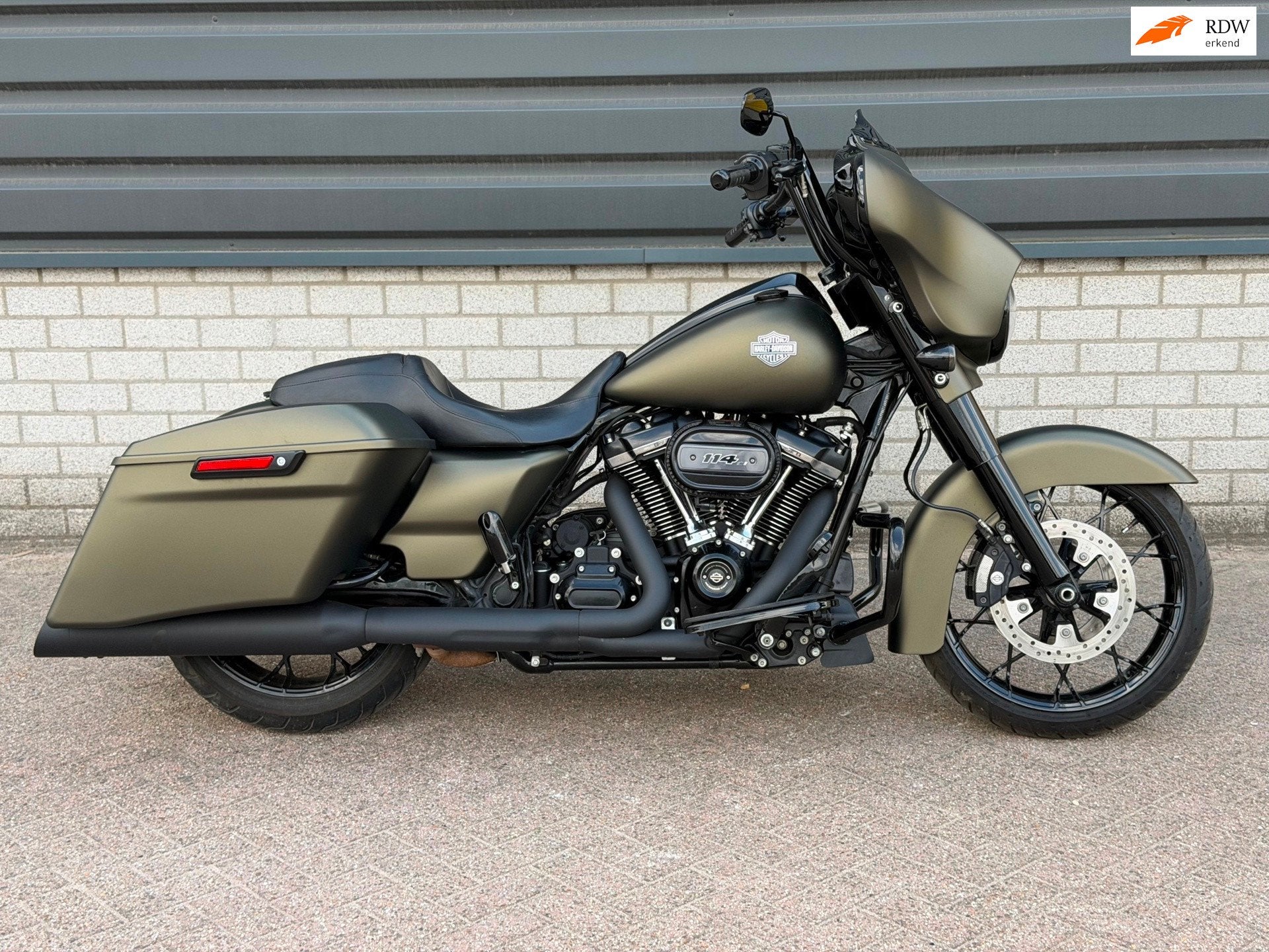 Harley Davidson FLHXS Street Glide Special 114 M8 (BJ 2021), Bedrijf, Cruise Control, Meer dan 35 kW, Toermotor