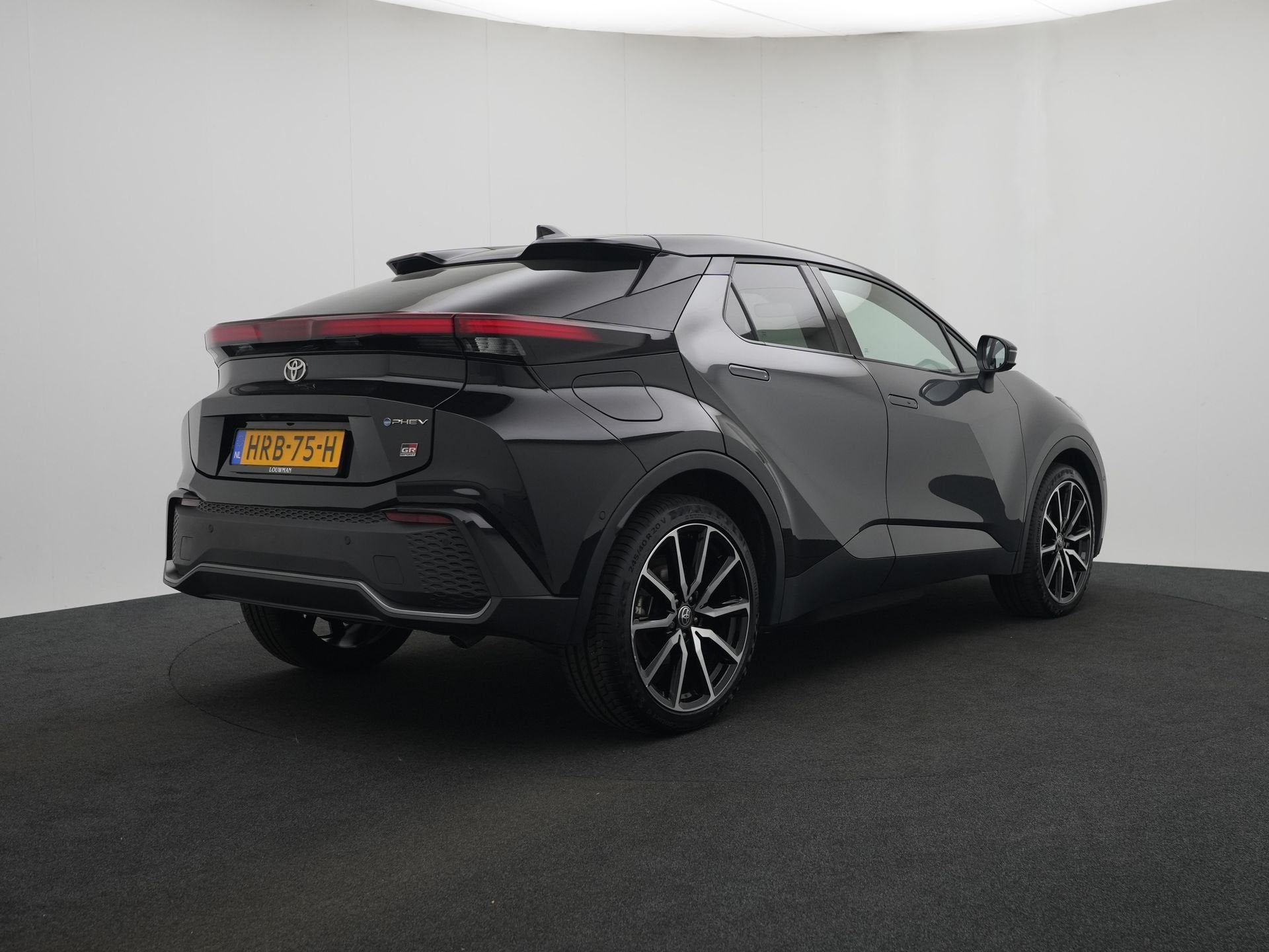 Toyota C-HR 2.0 Plug-in Hybrid 220 GR SPORT PLUS | Panodak |, 4 cilinders, Bedrijf, Hybride Elektrisch/Benzine, 13 kWh