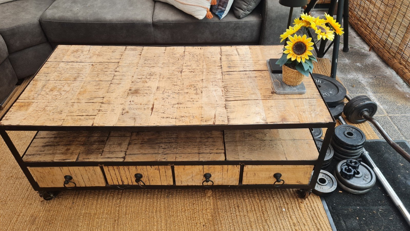 Salontafel mangohout op wielen, met 4 diepe lades - Industri, Gebruikt, 100 tot 150 cm, 50 tot 100 cm, Industrieel