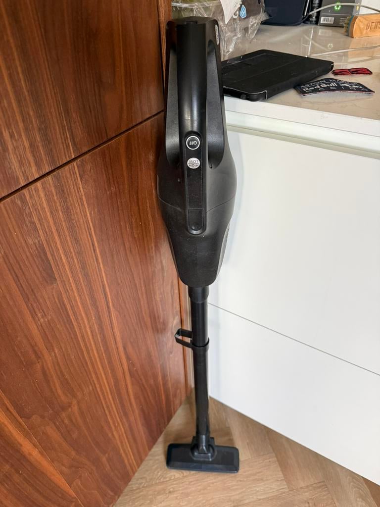 Panasonic 18V steelstozuiger, Ophalen, Kruimeldief, Zo goed als nieuw, Minder dan 1200 watt