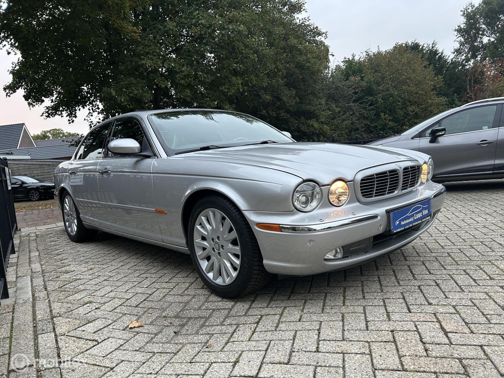 Jaguar XJ 4.2 V8 Executive , schuifdak,Youngtimer, Auto's, Automaat, Achterwielaandrijving, Gebruikt, 750 kg