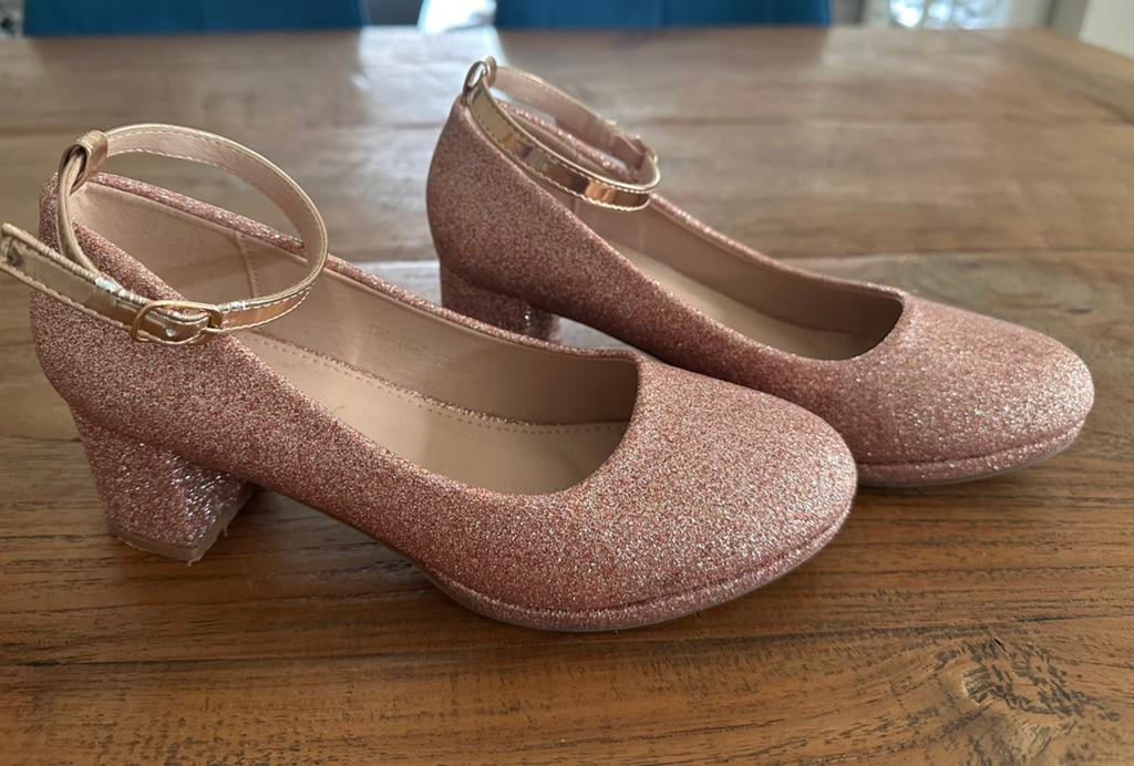 Roze glitter schoenen maat 35, Meisje, Schoenen, Ophalen of Verzenden, Zo goed als nieuw