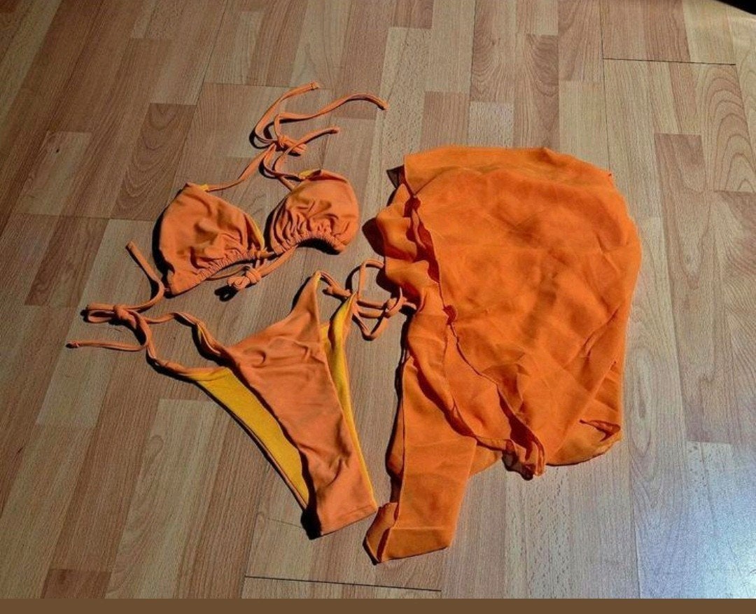 Nieuwe oranje mini bikini maat S met omslagdoek, Ophalen of Verzenden, Nieuw, Oranje, Bikini