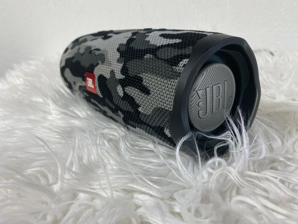 JBL Charge 4 ( Camouflage kleur), Auto diversen, Autospeakers, Ophalen, Zo goed als nieuw