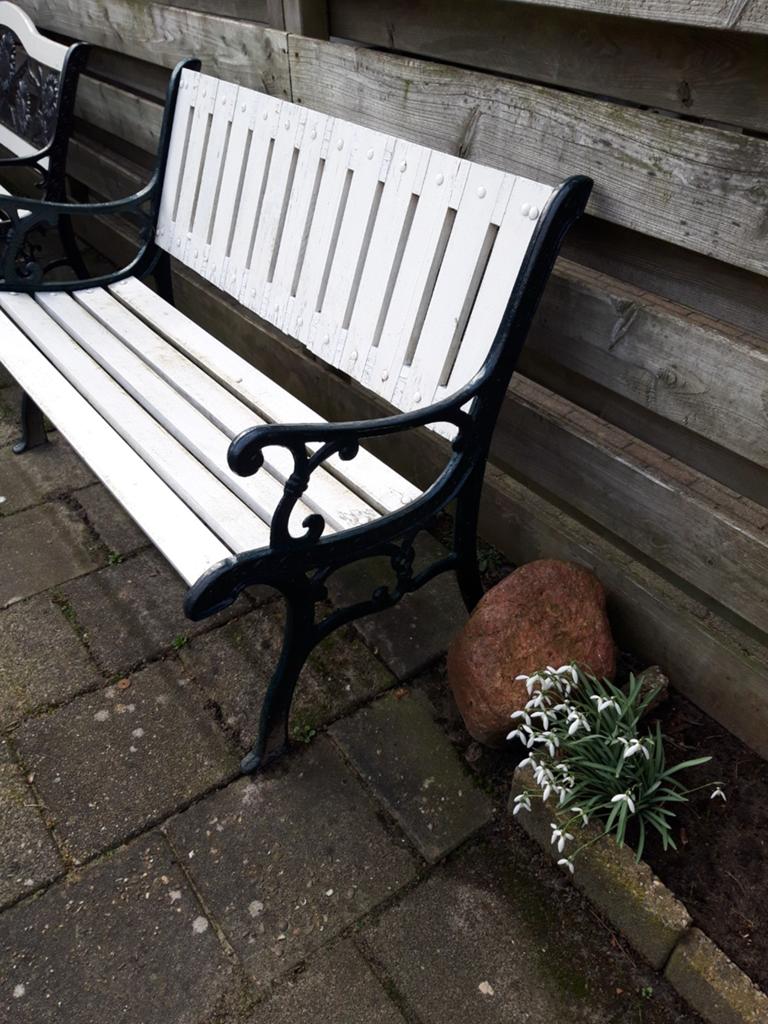 Tuinbank, Ophalen, Hout