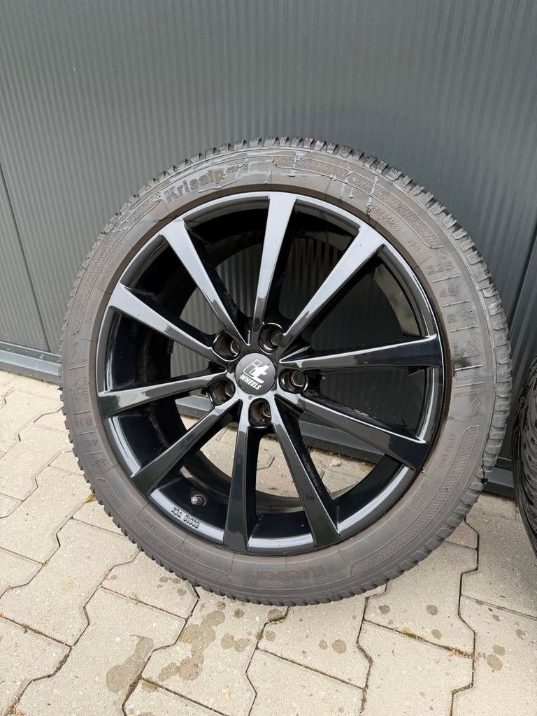 IT WHEELS ALICE (BRILJANT, ZWART) 7.5X18 ET35 5X112 66.6, Auto-onderdelen, Banden en Velgen, 18 inch, Gebruikt, Banden en Velgen