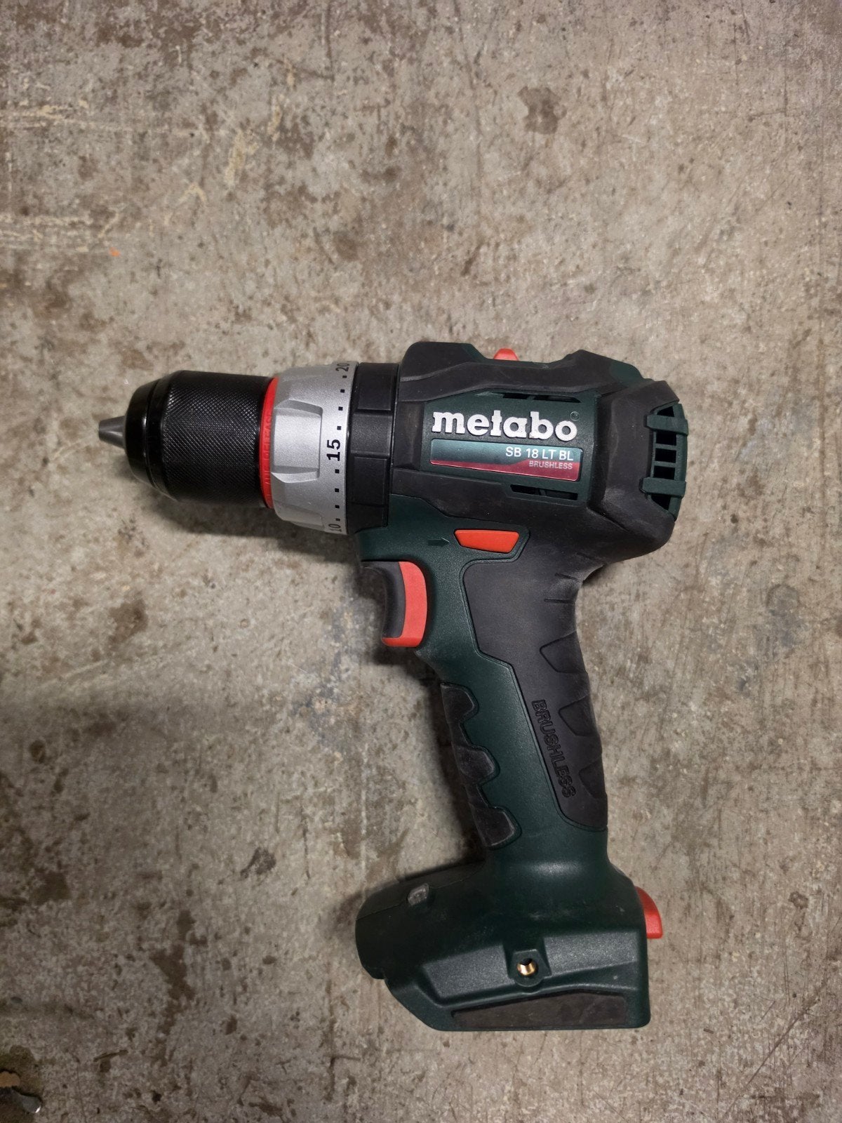 Metabo SB18LTBL accu schroefboormachine body, Ophalen of Verzenden, Gebruikt, Boor- en Schroefmachine