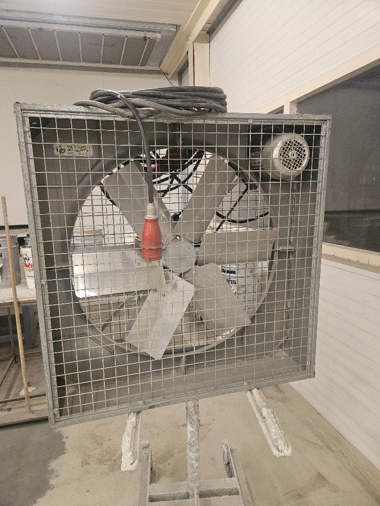 Ventilator op krachtstroom, Ophalen, Gebruikt, Ventilator