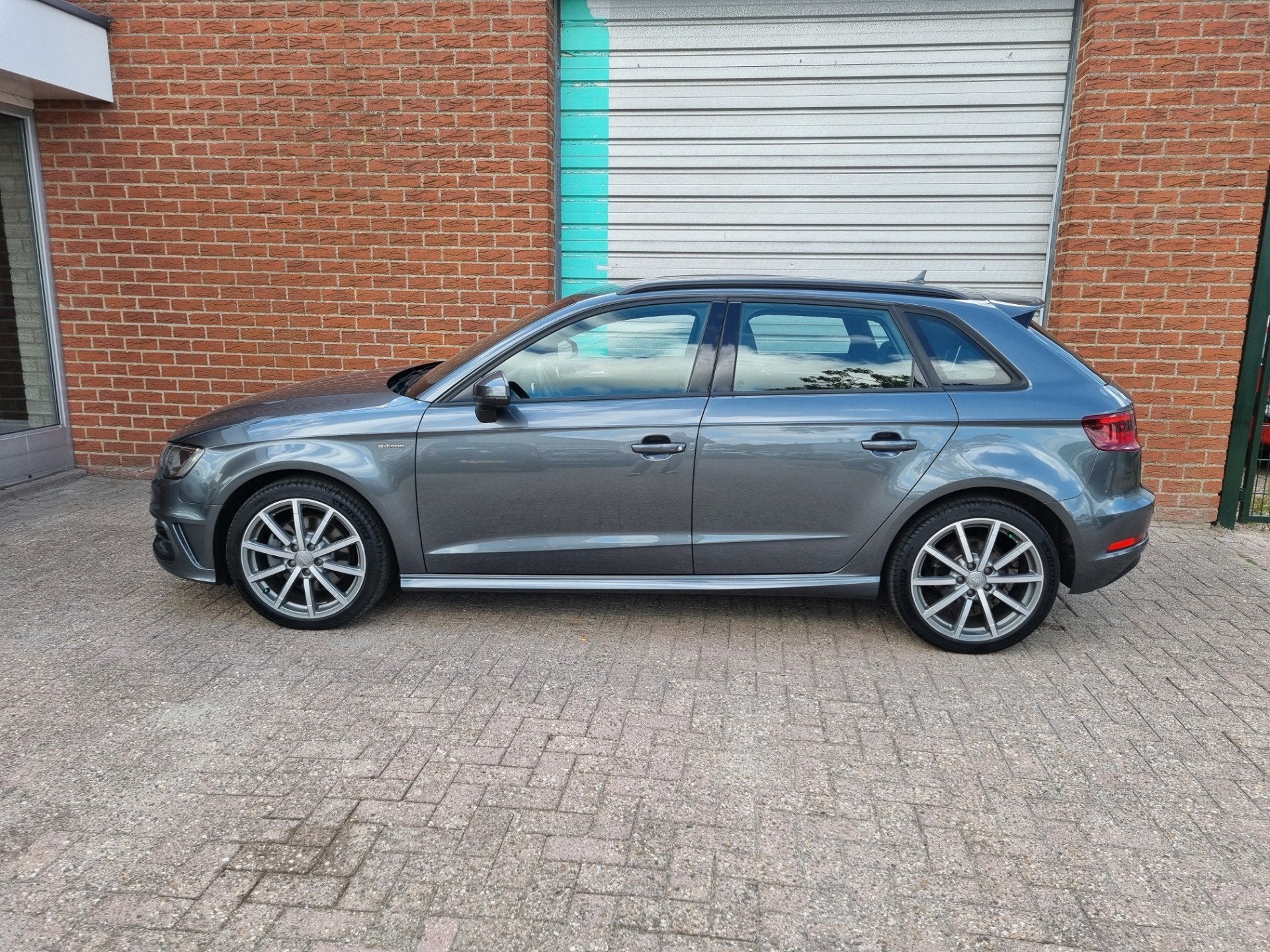 Audi A3 Sportback 1.4 e-tron PHEV Attraction Pro Line plus, Auto's, Audi, 8 kWh, Stof, Gebruikt, Euro 6