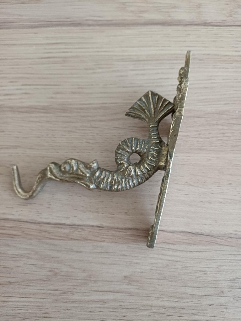 Oude koperen wandhaak (zeedraak) t.e.a.b., Ophalen of Verzenden, Koper