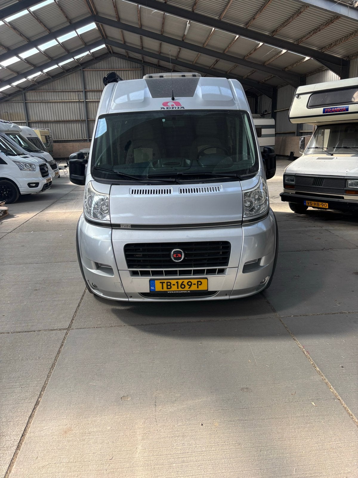 Adria Twin SP Buscamper Diesel - Bouwjaar 2013, Buscamper of Camperbus, Fiat, Tot en met 2, Particulier