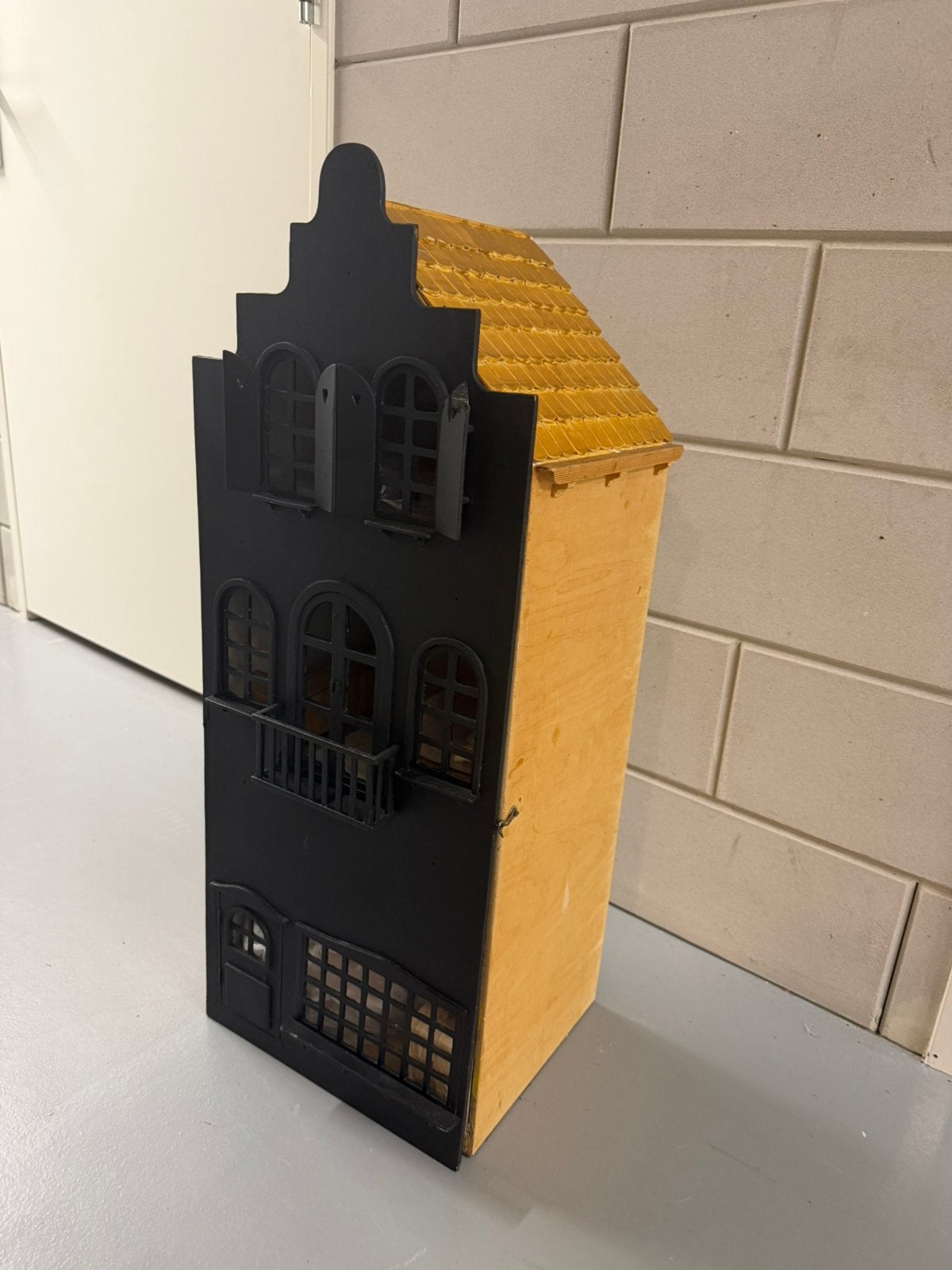 Poppenhuis, Ophalen, Gebruikt