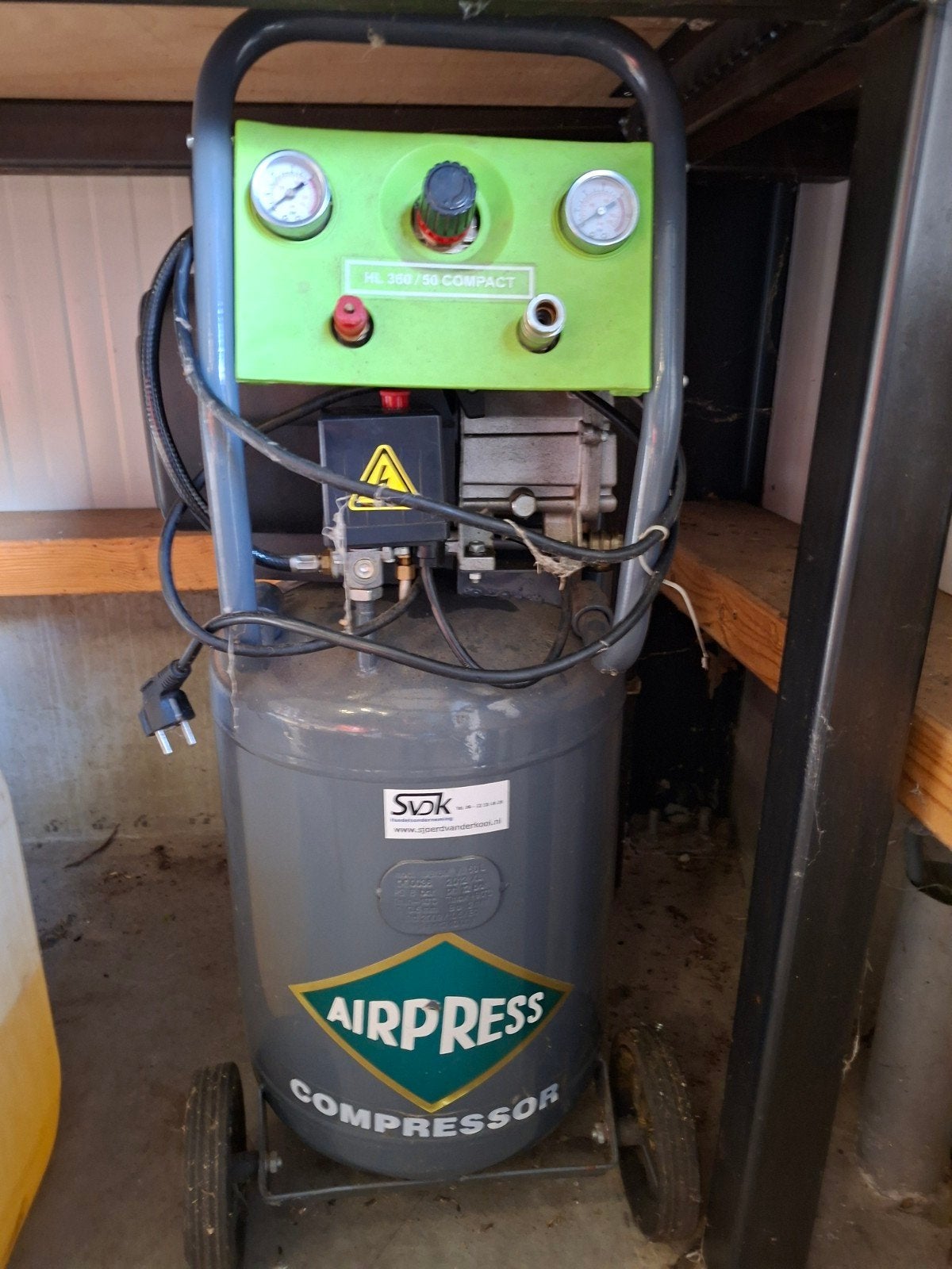 Airpress Compressor 50L - Komt niet op druk, Doe-het-zelf en Verbouw, Ophalen, Gebruikt, 25 tot 100 liter, Minder dan 6 bar