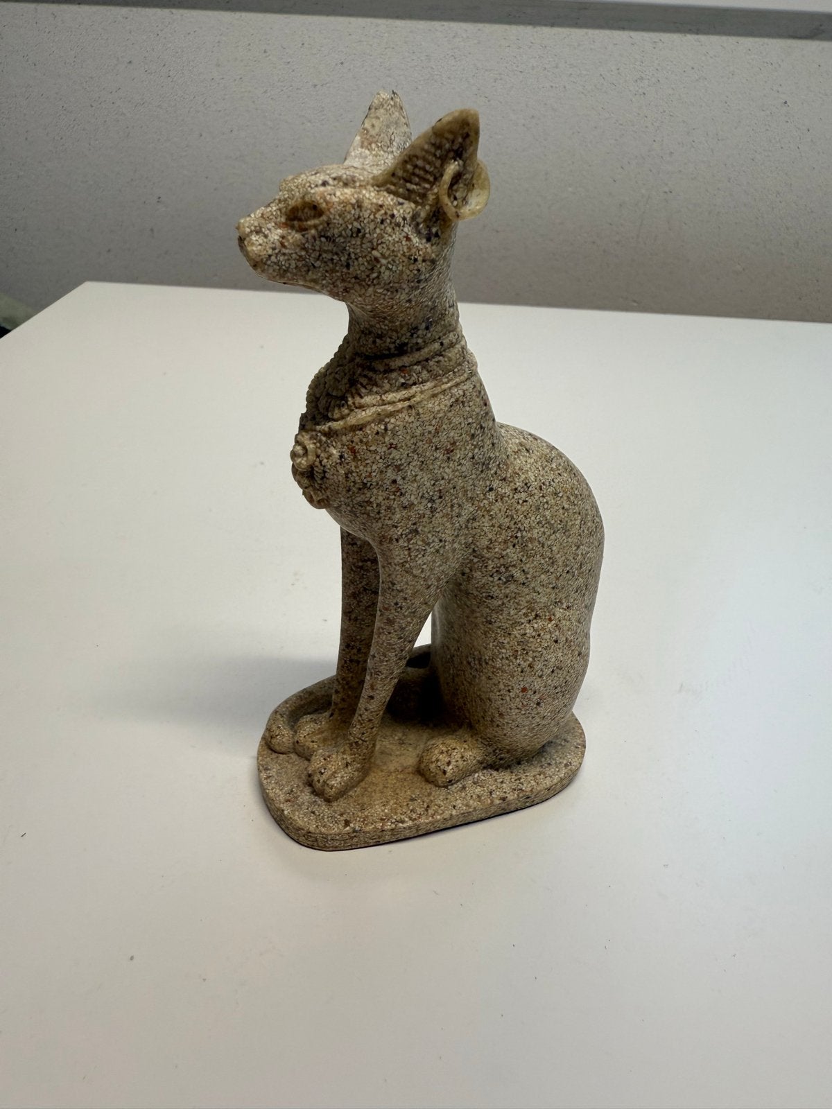 Egyptische Kattenbeeld - Bastet, Ophalen of Verzenden, 20 - 50 cm, Steen of Keramiek, Beeld