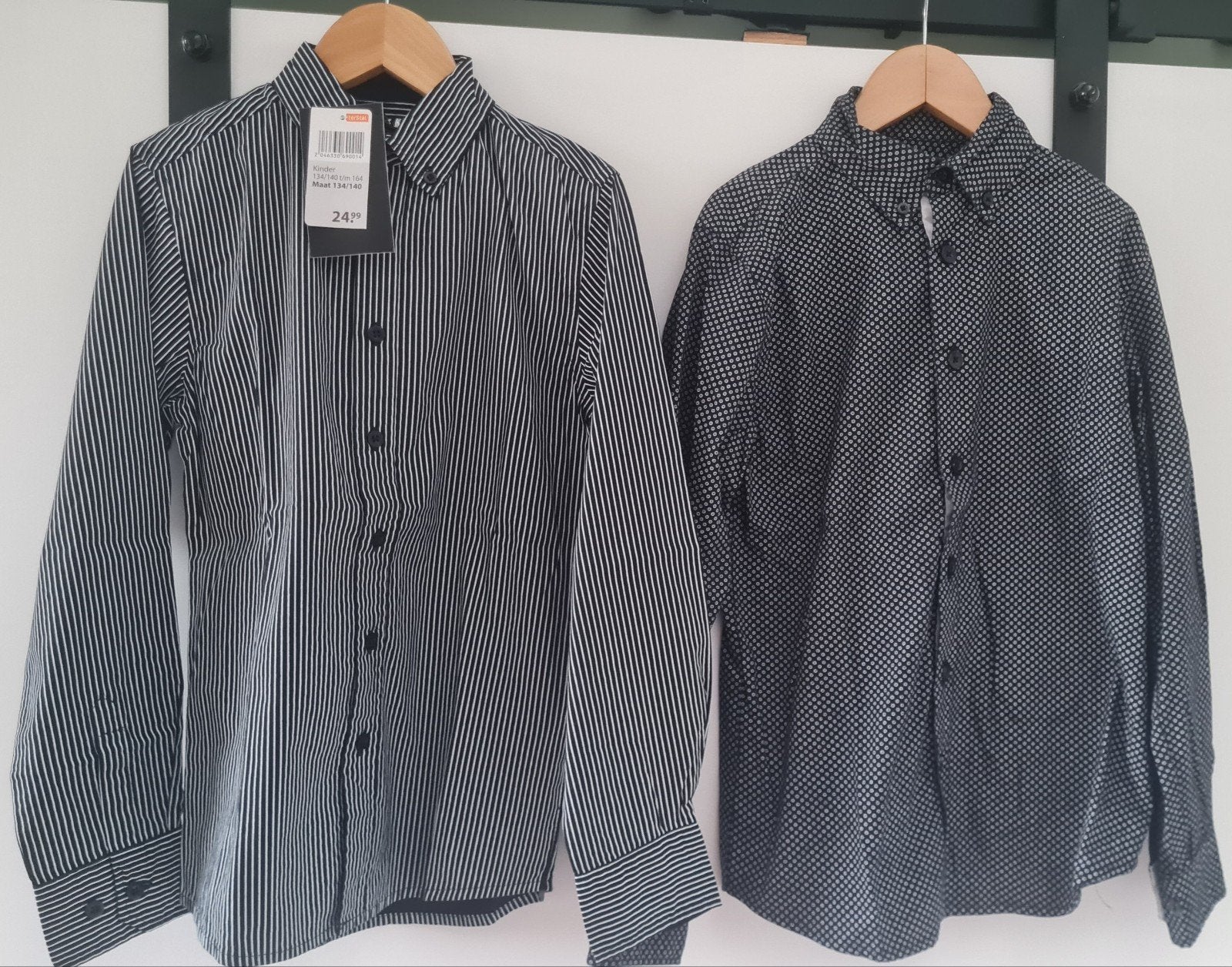 2 Nieuwe overhemden / blouses voor Kerst maat 134/140 jongen, Terstal, Overhemd of Blouse, Nieuw, Ophalen of Verzenden