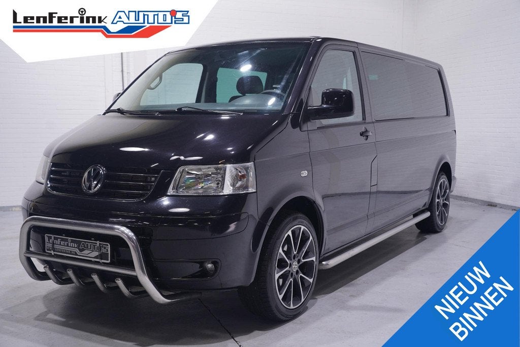 Volkswagen Transporter 2.5 TDI 174 pk Dubbel Cabine L2 Autom, Stof, Gebruikt, Volkswagen, Zwart