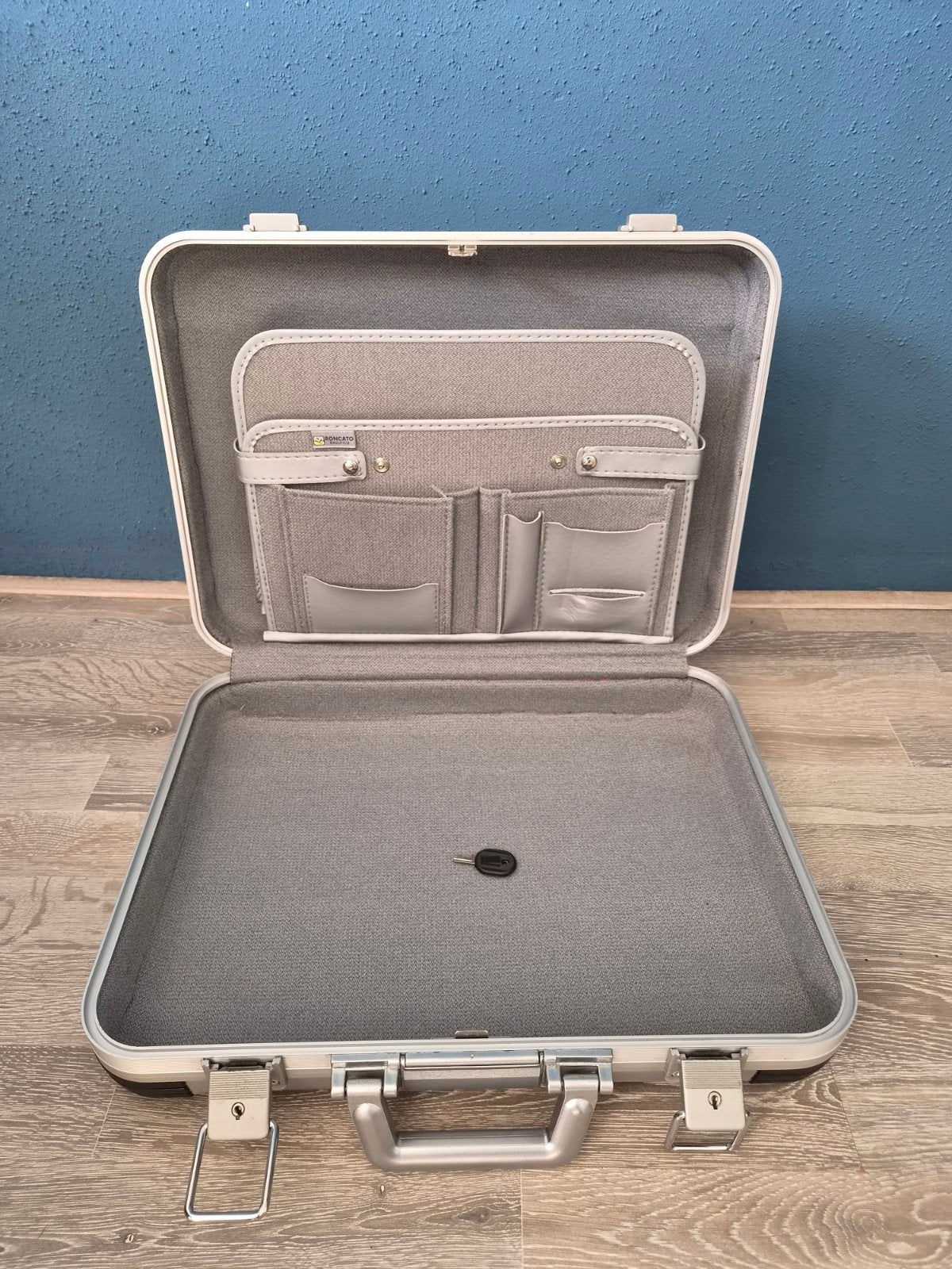Vintage Le Roncato Baulificio Aluminium koffer jaren 80., Ophalen of Verzenden