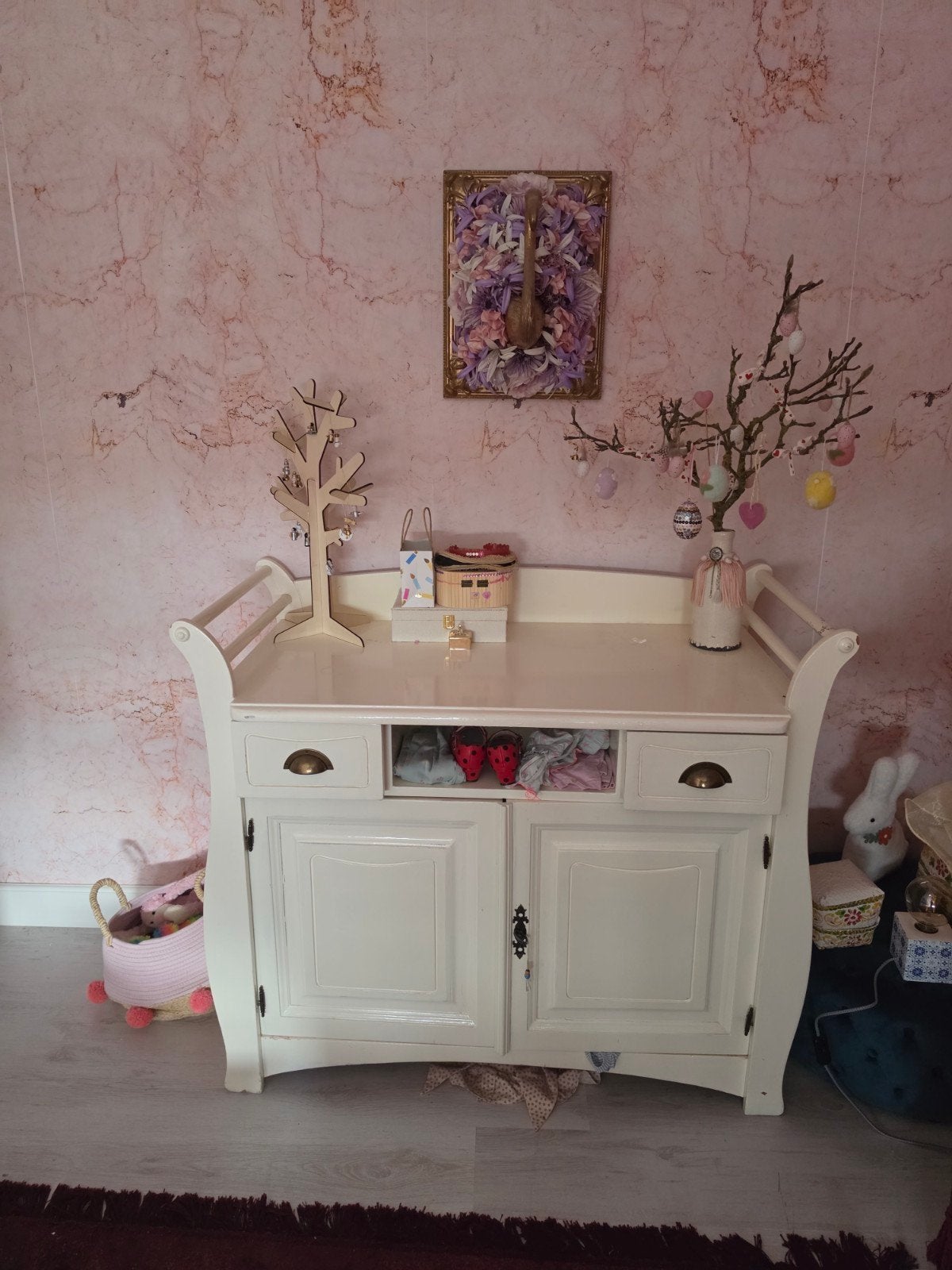 Vintage commode/dressoir - Groot en stevig, Kinderen en Baby's, Kinderkamer | Commodes en Kasten, Ophalen, Gebruikt, 50 tot 70 cm