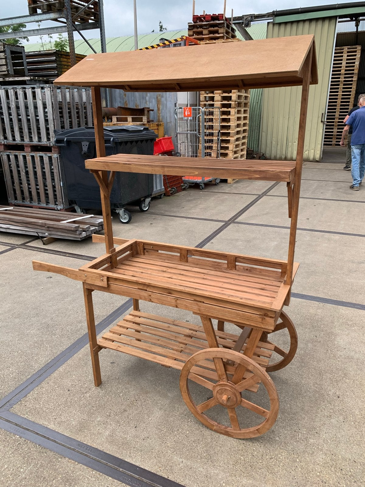 Houten Marktkraam / Verkoopkraam met Wielen en Dak, Ophalen of Verzenden, Gebruikt