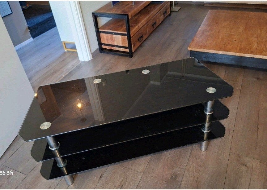 Moderne Zwarte Glazen TV-Tafel met 3 Niveaus, Ophalen, Gebruikt, 100 tot 150 cm, Glas